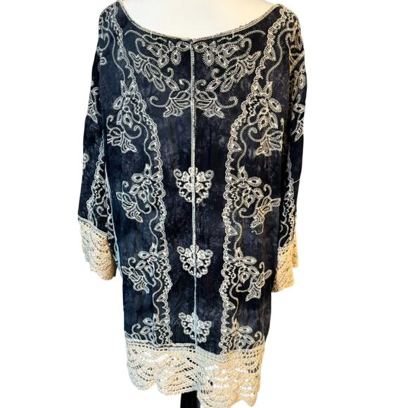 EST 1946 Women's 18/20 Blue Crochet‎ Open Knit Pullover Tunic Embroidered Floral - Picture 4 of 10